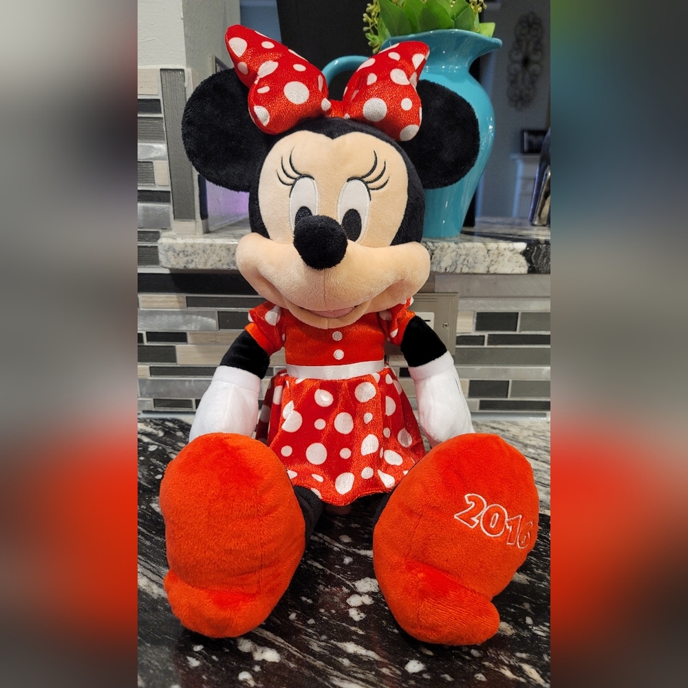 Disney Parks Minnie Mouse Plush 2016 Red & White Polka Dot Dress 22" Collectible